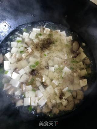 香菇虾米豆腐羹的做法步骤：5