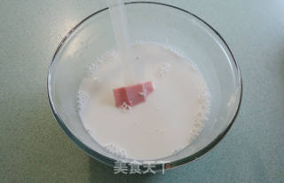 虾米韭黄蒸肠粉的做法步骤：3