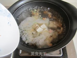 豆腐豆苗肉片汤的做法步骤：6