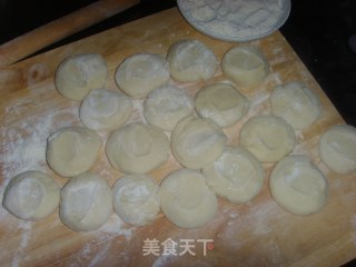 韭菜鸡蛋虾米蒸包的做法步骤：10