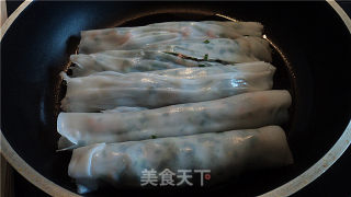 香煎韭菜虾米肠的做法步骤：6