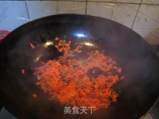 腊肉胡萝卜菠菜炒饭的做法步骤：5