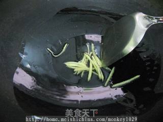 节瓜虾米粉丝煲的做法步骤：4