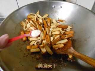 肉丝炒豆干的做法步骤：7