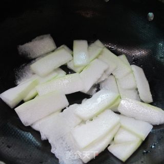 虾米冬瓜汤的做法步骤：4