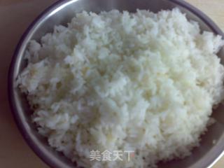 蟹子虾米蛋炒饭的做法步骤：2