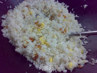 蟹子虾米蛋炒饭的做法步骤：8