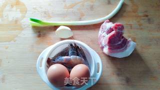 蒸鲜虾肉卷的做法步骤：1