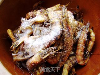 家常菜----西红柿炒虾米的做法步骤：1