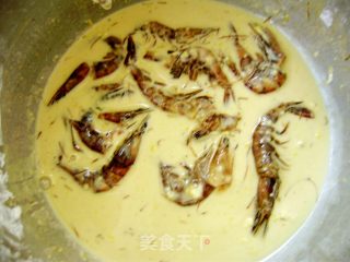 家常菜----西红柿炒虾米的做法步骤：2