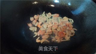 虾米炒双素的做法步骤：3