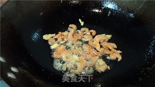 虾米炒蒜苔的做法步骤：4