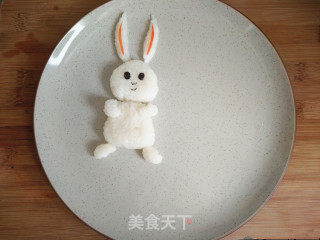 小兔子咖喱虾仁鸡蛋饭的做法步骤：5