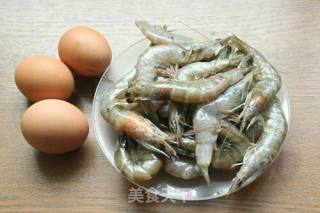 #鸡蛋美食#虾仁炒鸡蛋的做法步骤：1