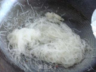 椰菜虾米炒粉丝的做法步骤：4