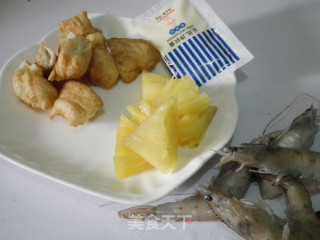 菠萝油条虾的做法步骤：1