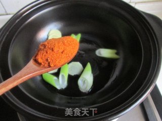 麻辣砂锅年糕的做法步骤：3