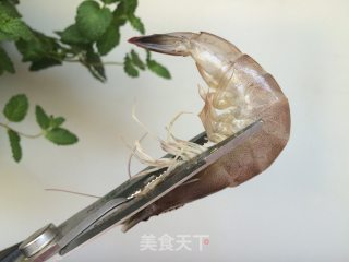 黑椒干锅虾的做法步骤：2