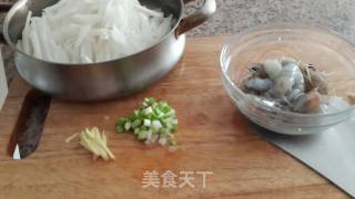 清肺虾仁萝卜丝汤的做法步骤：1