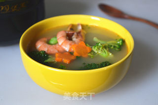 鲜虾蔬菜奶油汤的做法步骤：12