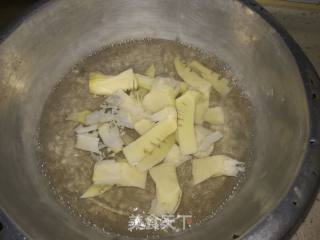 宣威火腿冬笋汤的做法步骤：2
