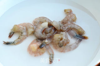 西兰花鲜虾焗饭的做法步骤：3