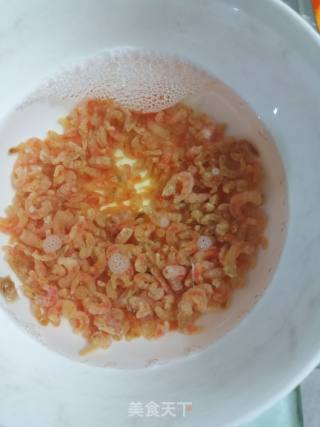 “ 润燥好汤水 ”虾米紫菜汤的做法步骤：1