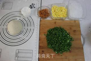 自制韭菜盒子的做法步骤：4