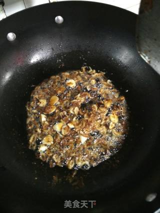 香菇虾米焖春笋的做法步骤：4