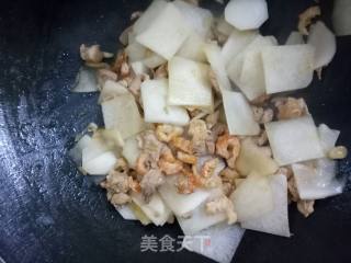 虾米肉片炒白萝卜片的做法步骤：6