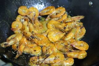 红烧大虾的做法步骤：3