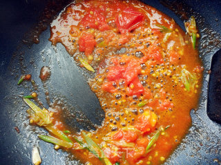 番茄炒虾的做法步骤：3