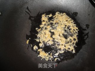 少油烟虾米豆腐的做法步骤：3