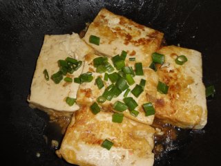 少油烟虾米豆腐的做法步骤：7