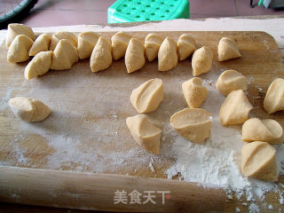 玉米饺子的做法步骤：4