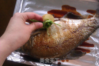 香酥烤鳊鱼的做法步骤：6