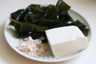 虾米海带豆腐汤的做法步骤：1
