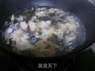 虾米紫菜蛋汤的做法步骤：4