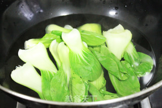 虾米青菜粥的做法步骤：1