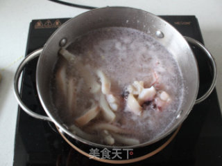 韩式海鲜泡菜年糕的做法步骤：4
