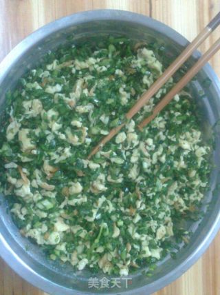 韭菜鸡蛋虾米饺子的做法步骤：3