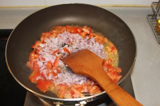 意大利红虾面的做法步骤：4