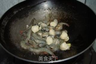 石锅海鲜粉丝的做法步骤：3