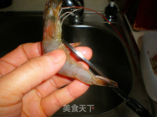 香酥琵琶虾的做法步骤：2