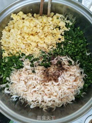 韭菜鸡蛋虾米饺子的做法步骤：4