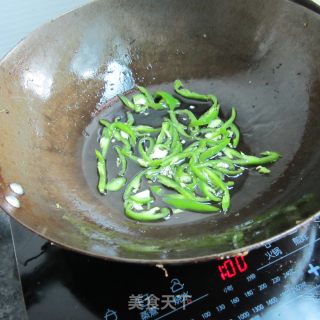 辣椒虾米煎蛋的做法步骤：4