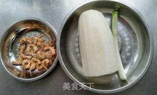 白萝卜炒虾米的做法步骤：1