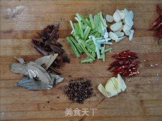 【湘菜】水煮鱼虾的做法步骤：4