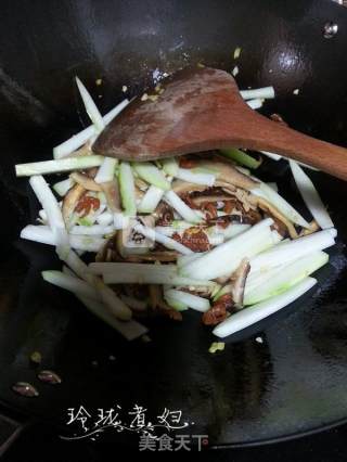 虾米节瓜粉丝煲的做法步骤：2