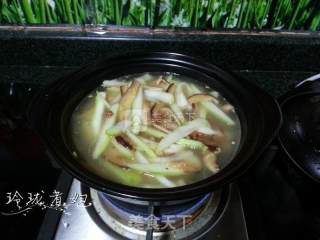 虾米节瓜粉丝煲的做法步骤：3